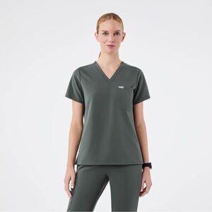 Figs Catarina One Pocket Scrub Top